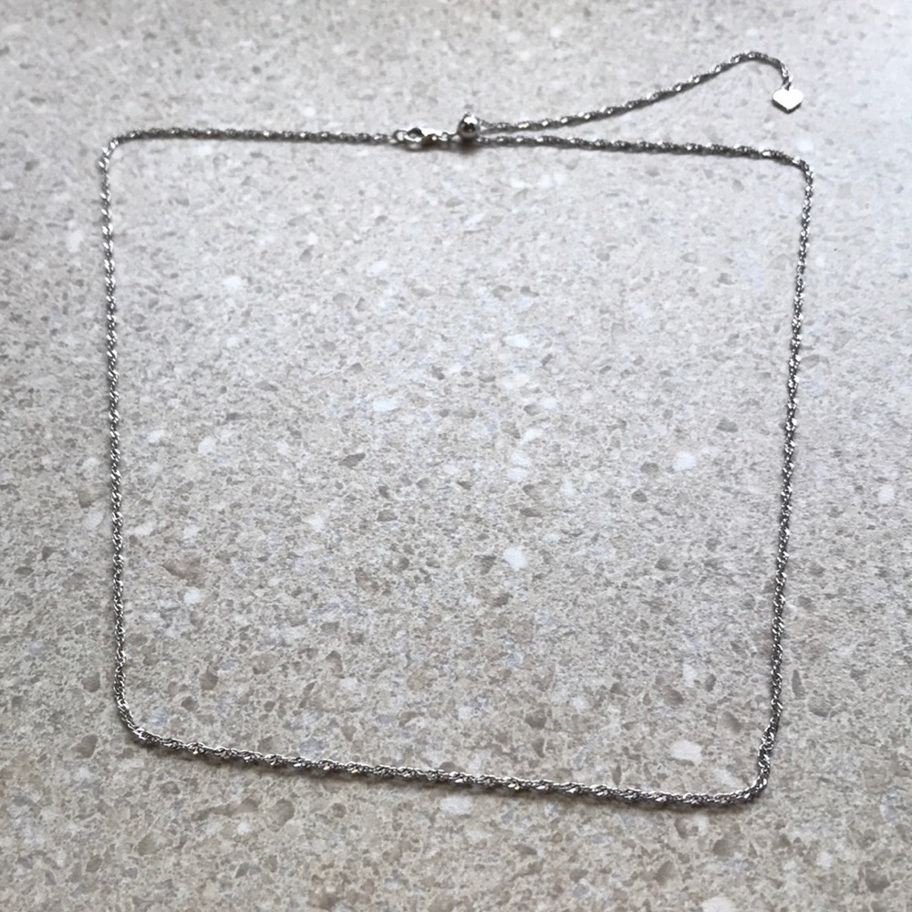 Necklace with adjustable slider